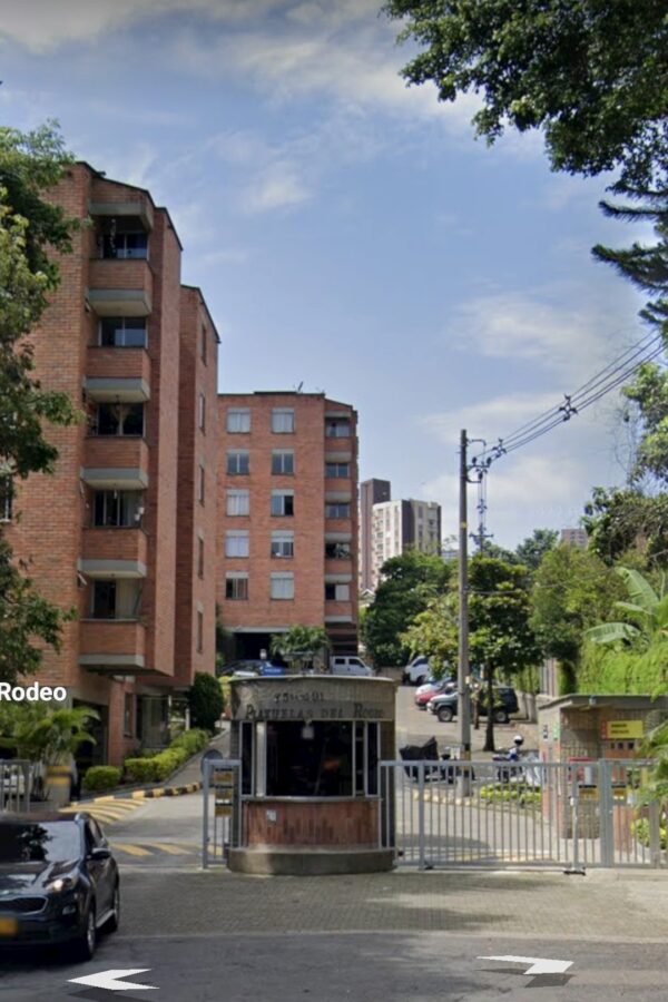 Plazuelas del Rodeo - Urbanización Residencial - Medellín